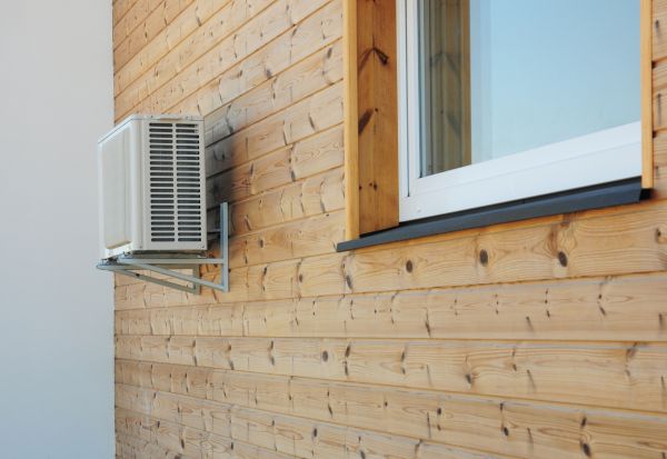 Cost of Pine Wood Siding Installation in Poway