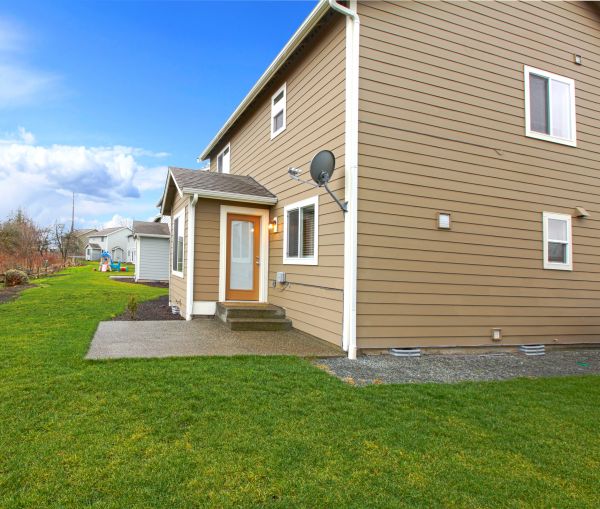 Cost of Clapboard Siding Repair in Poway